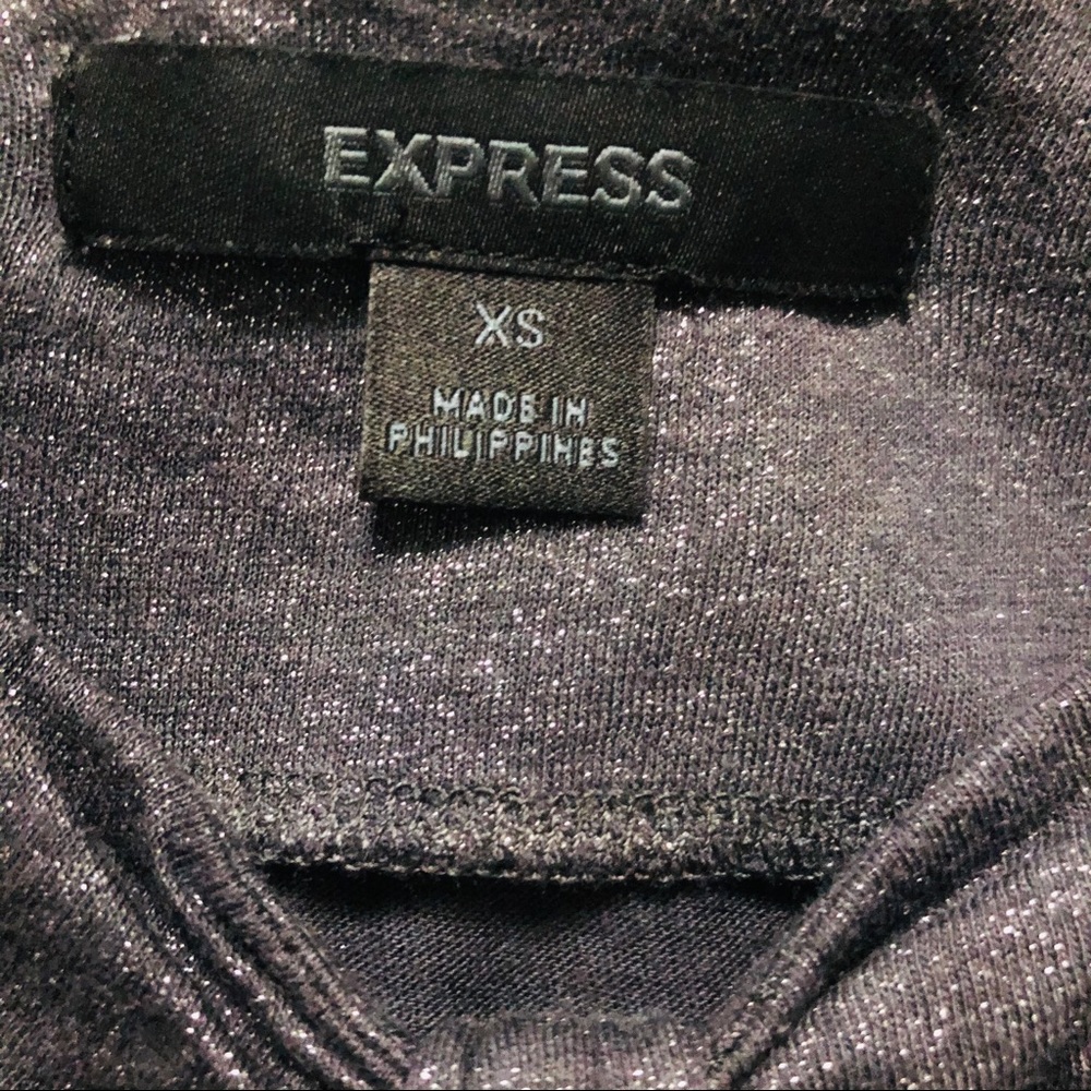 EXPRESS: top - Picture 4 of 5